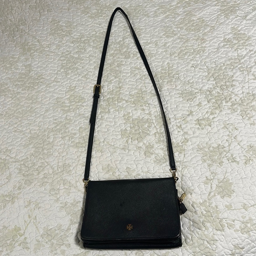 Pre loved 100 percent authentic Tory Burch cross body bag